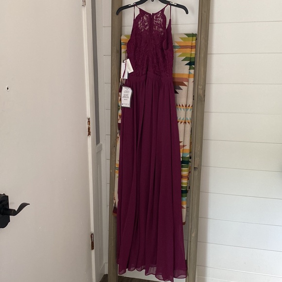 Maroon formal dress - Picture 14 of 17